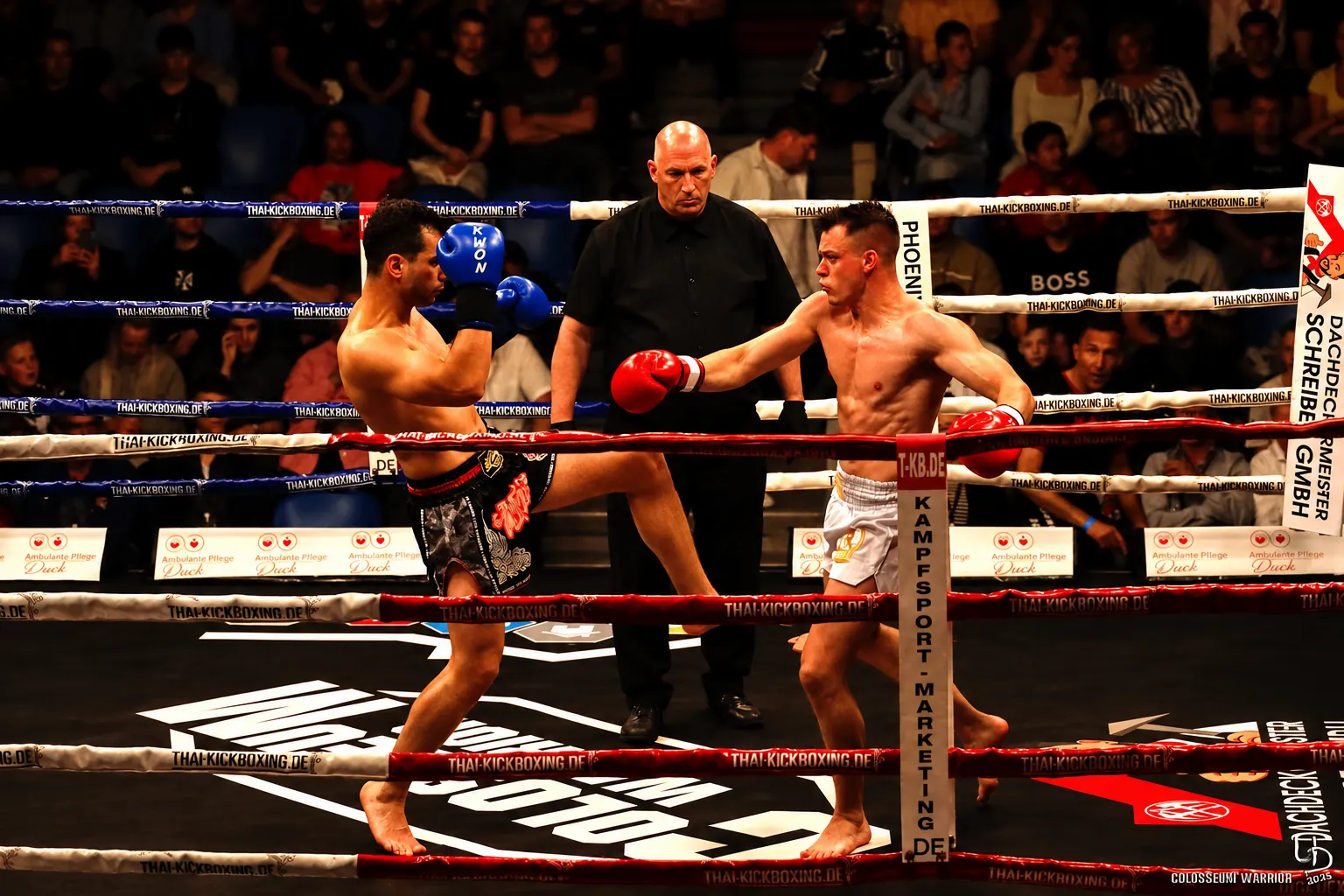 Robin Schmidt bei einem Kickbox-Kampf im Ring auf einer Kampfsportveranstaltung
